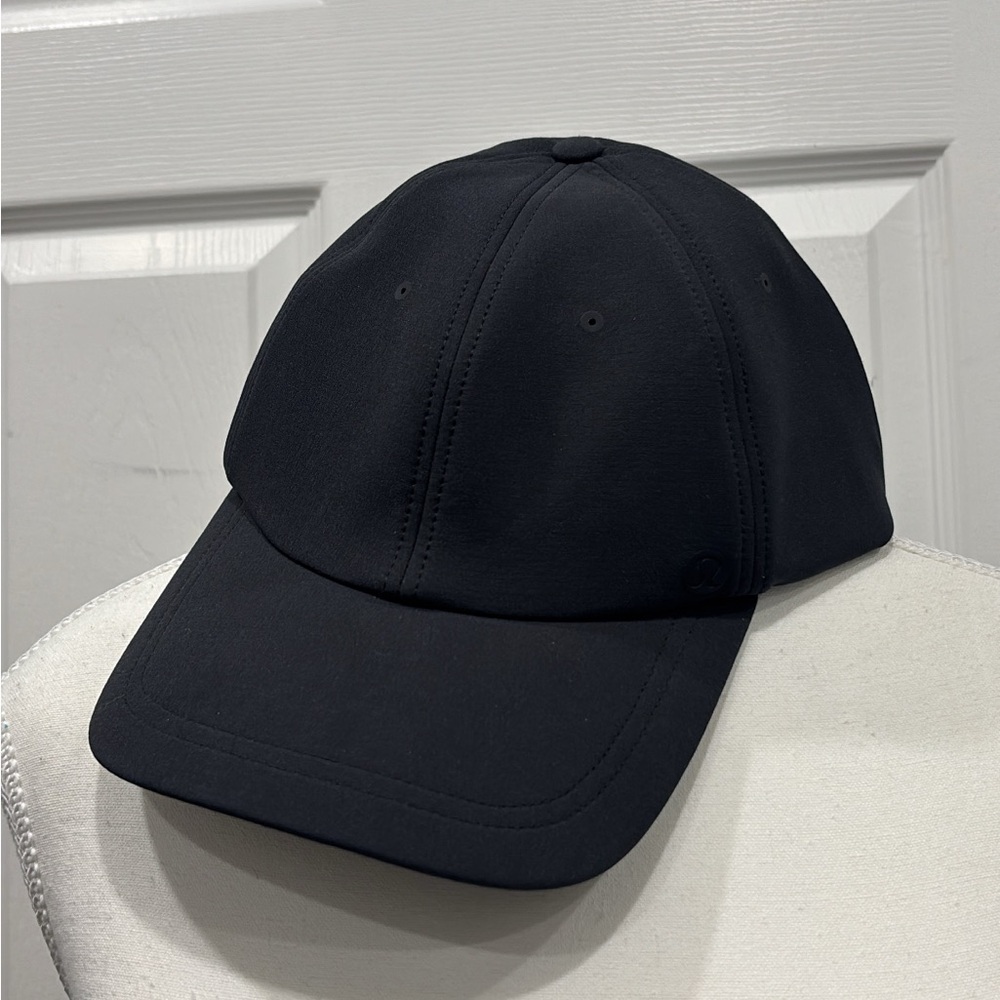 Lululemon Athletica Classic Black Cap